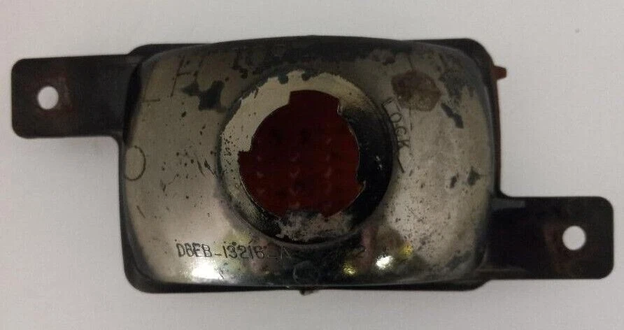 Ford Pinto 1976 luz de estacionamiento izquierda P/N D6eb-13216-A pieza Ford usada original OEM Foto 2 de 4