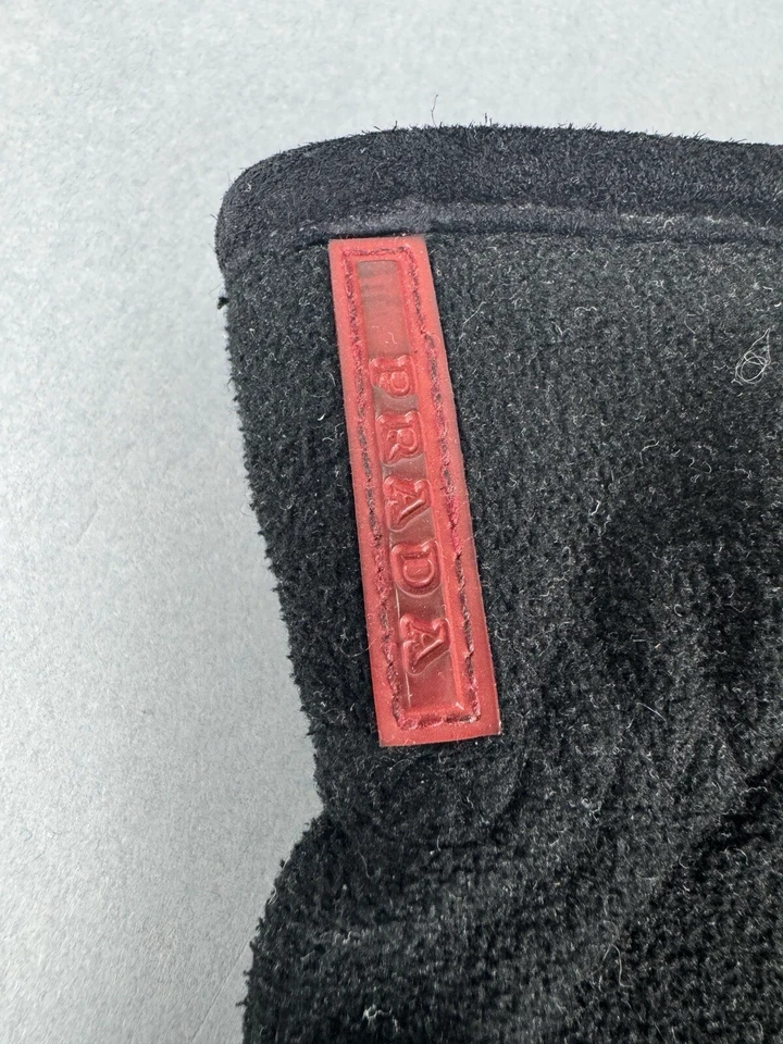 Women’s Vintage PRADA Black Suede Leather Women’s Gloves RARE Sz 6 1/2 - Image 4 of 4