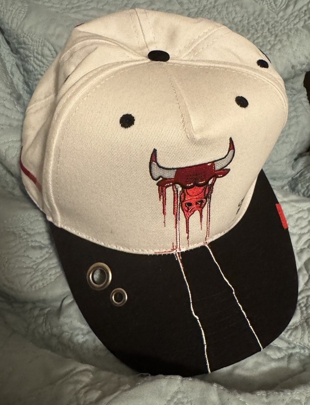 Chicago Bulls Gate Giveaway Hat