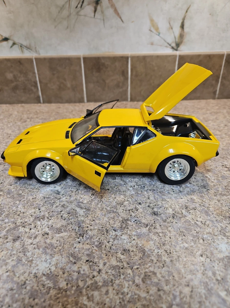 25+ DeTomaso 1:18 Scale Diecast Cars, Trucks & Vans for sale