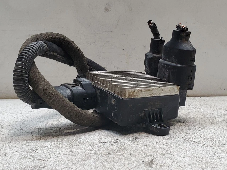 2006 Hyundai Sonata Radiator Fan Motor OEM - Image 3 of 4