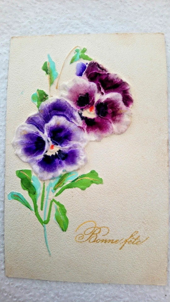 CPA FANTAISIE / TOUT EN RELIEF / GAUFREE / DE BELLE QUALITE / MOTIF FLEURS - Photo 1/1