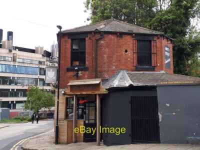 Photo 6x4 Cafe On Campus Leeds University The building is at the end of S c2021