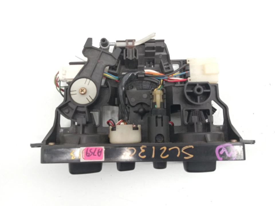 MÓDULO DE CONTROL DE TEMPERATURA ISUZU TROOPER 1992-1994 OEM, 655-50604A Foto 4 de 4