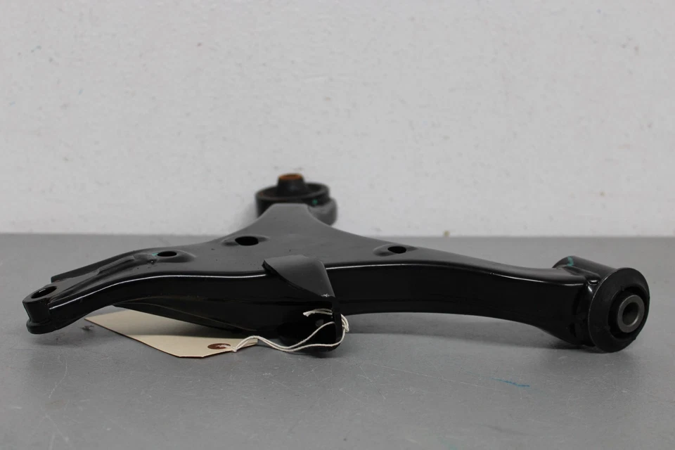 2001 2005 HONDA CIVIC 7.1L FRONT LOWER CONTROL ARM - Image 4 of 4