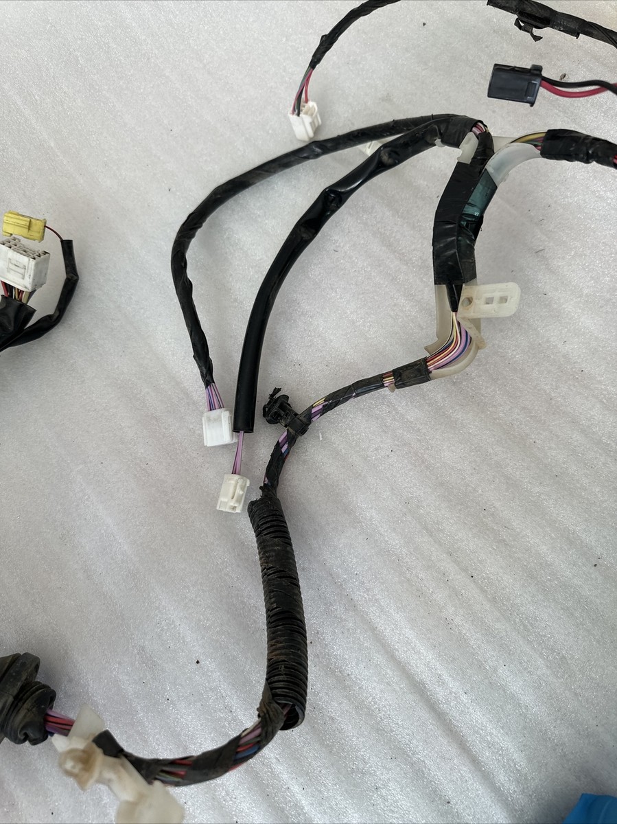 14 15 16 17 18 Toyota Corolla Front Passenger Side Door Wire