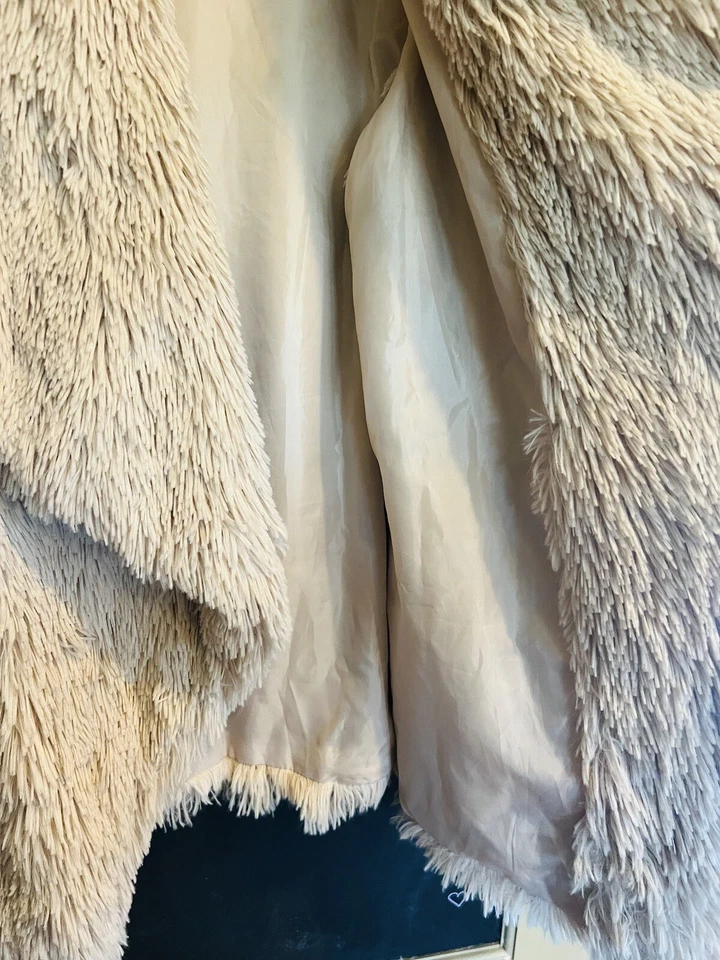 Chaleco cárdigan abierto bohemio hippie de piel sintética Jolt grande Foto 4 de 4