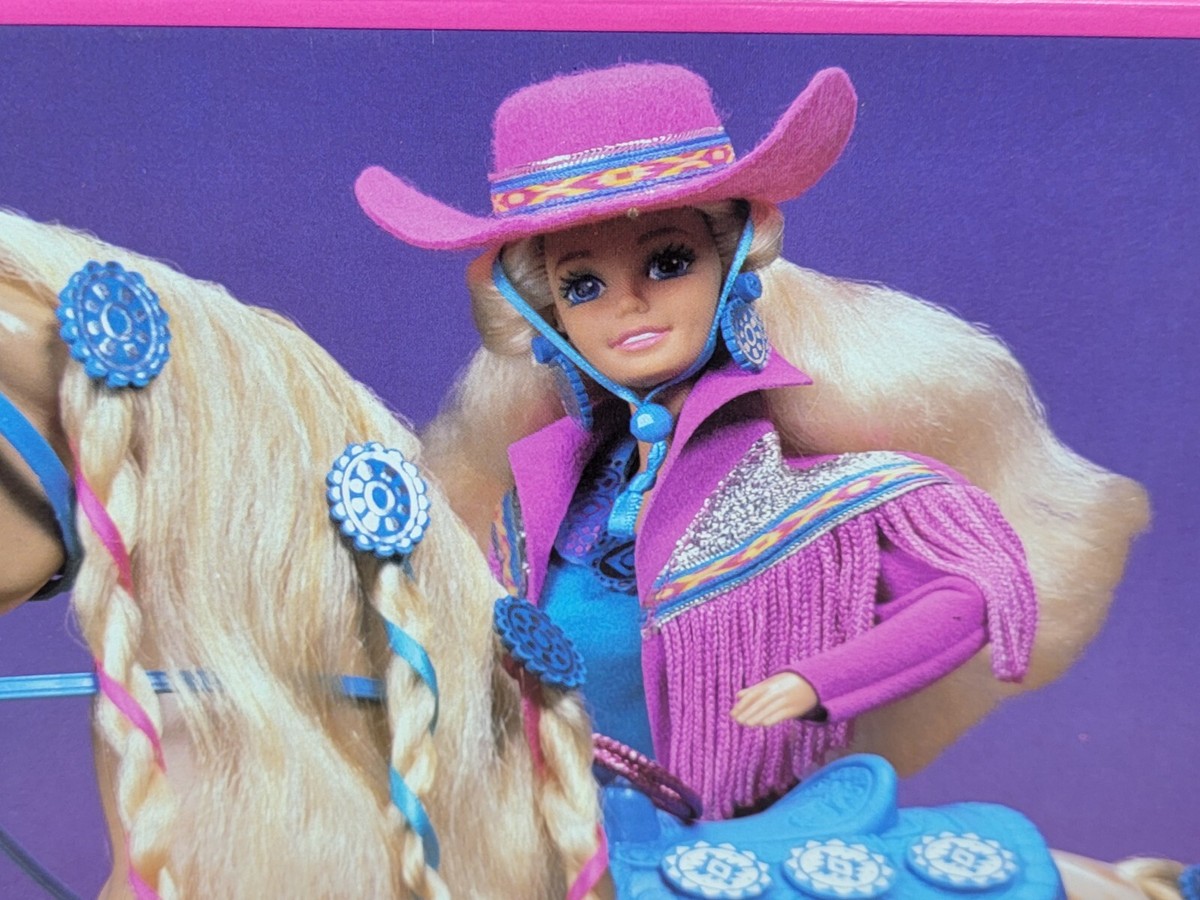 バービー人形 The nurtracker Amazon.co.jp: バービー(Barbie) ルーナーニューイヤー Lunar