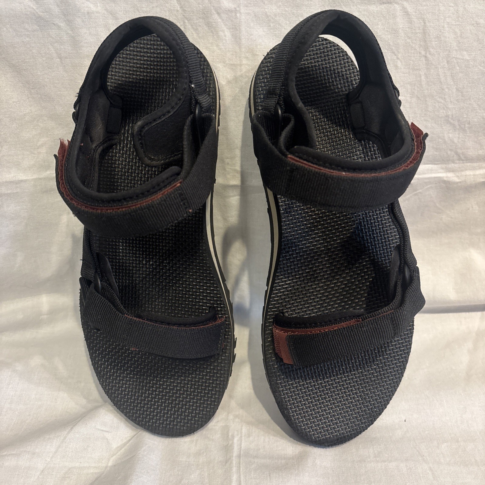 Teva Universal Trail Black Sport Hiking Strappy Sandals 1107709 Womens Sz 9 40EU