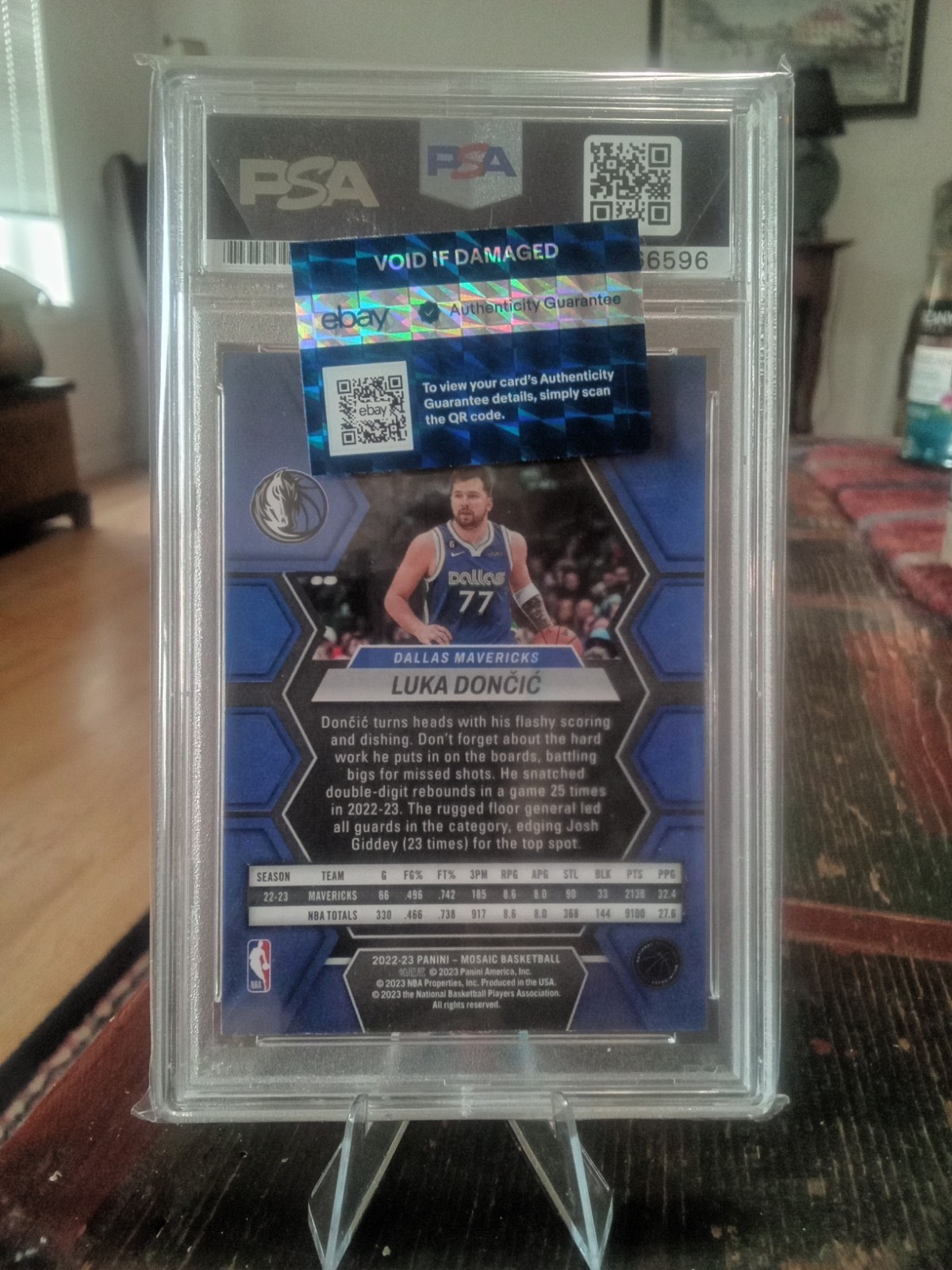 Luka Dončić Auto On Card - 2022-23 Panini Mosaic Yellow Reactive Prizm - PSA 10  view 5