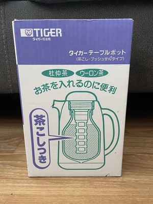NEW Tiger Table Tea Pot PRQ-A100 1 Liter Tea Strainer Thermos Carafe Water Jug