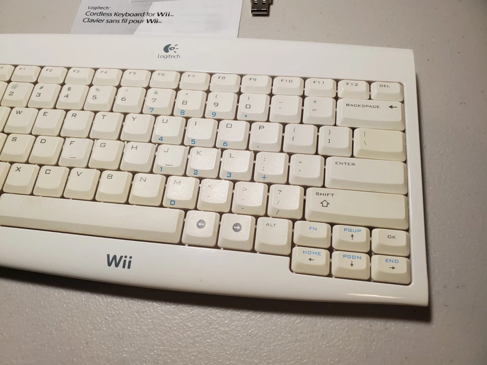Беспроводная беспроводная клавиатура Nintendo Wii Logitech с ключом бесплатная быстрая доставка! - Изображение 3 из 4