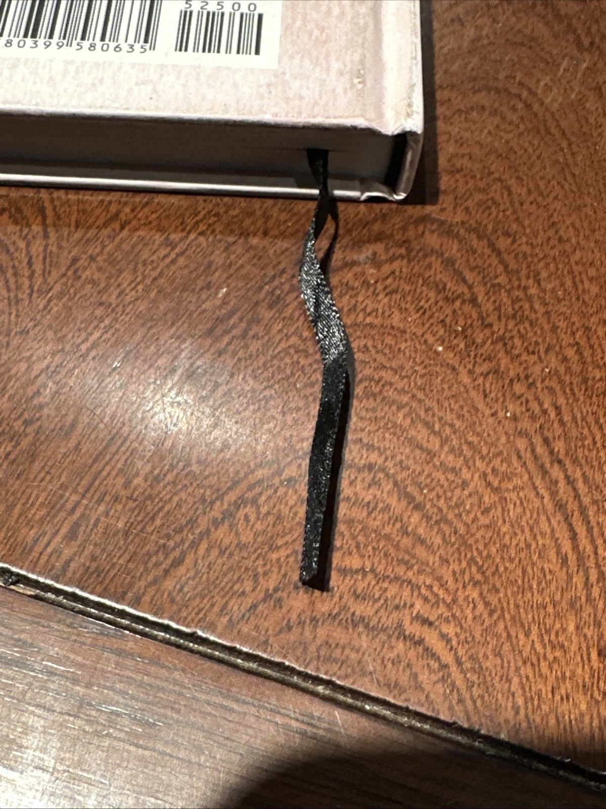 In Intimate Detail: How to Choose, Wear, and Love by Cora Harrington HC B12225