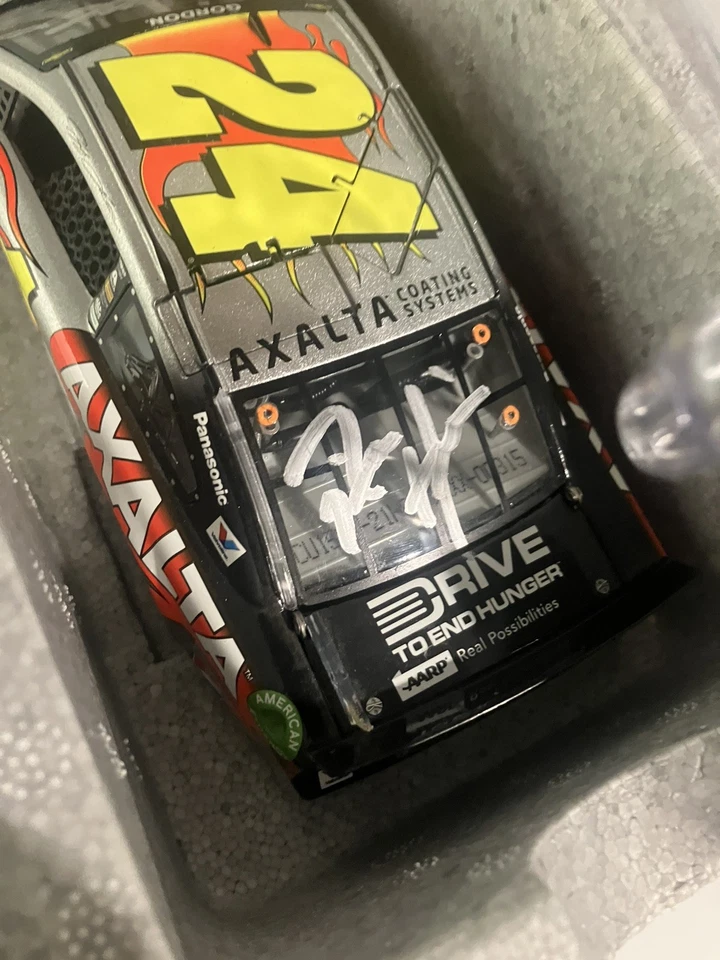 Jeff Gordon #24 Rick Hendrick Homestead dual autographed ARC 2015 SS 1/24 - Image 3 of 4