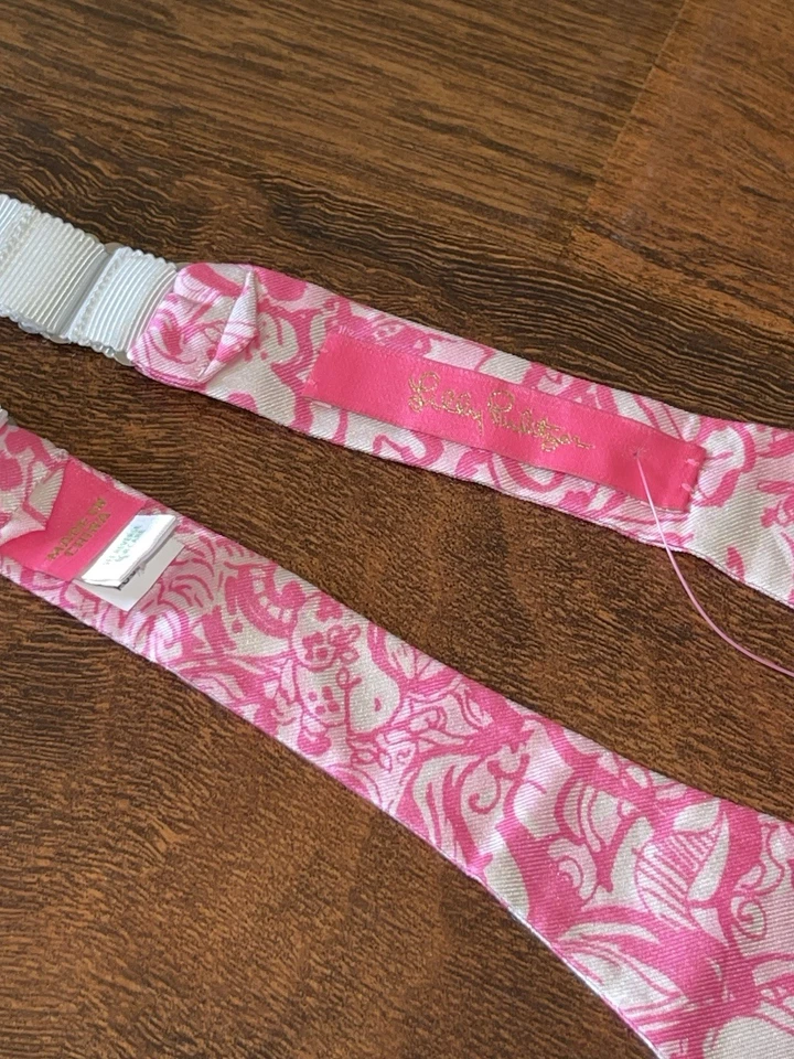 Pajarita para hombre Lilly Pulitzer Pink Tropics Bunny Hop 100 % seda cuello nueva con etiquetas Foto 2 de 3