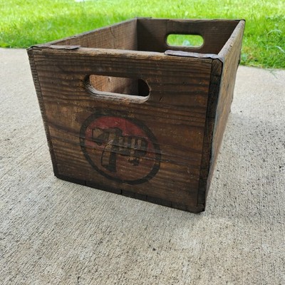 Vintage 7UP Wooden Soda Crate Seven-Up Bottling Co Advertising Box 