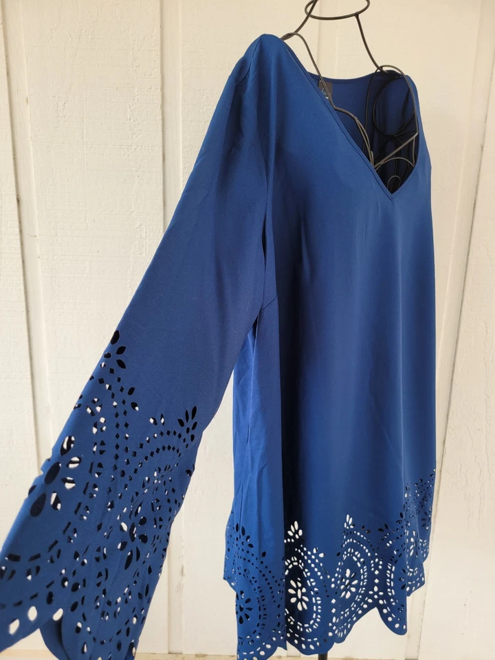 Catalina 3X Traje de Baño Cubrir Túnica Top Plus Cuello en V Corte Láser Ribete de Vieira Foto 3 de 4