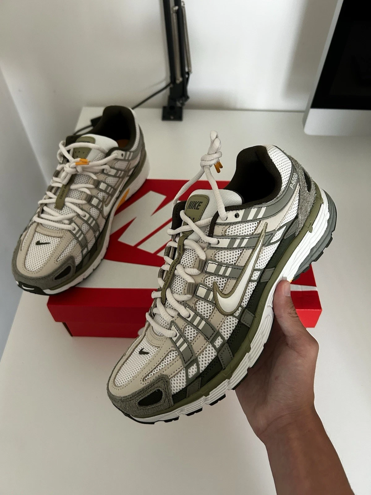 Nike P6000 Light Army Cargo Khaki UK8.5 nuove di zecca