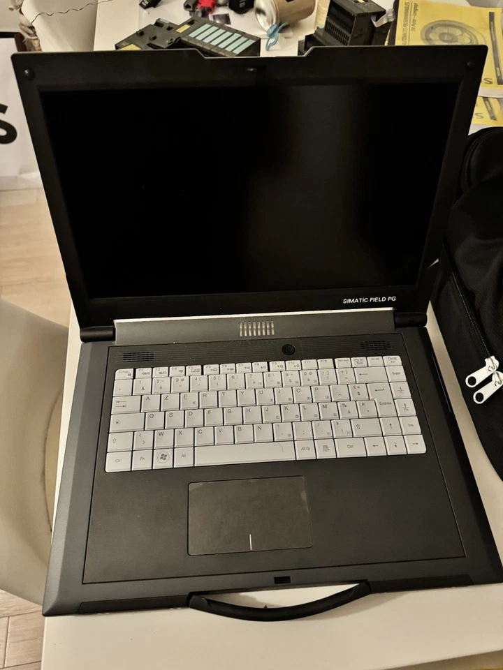 Siemens Simatic Field PG M6. ES7718-0AB01-0AA1 Neuf Avec Licence V16 - Photo 3/3