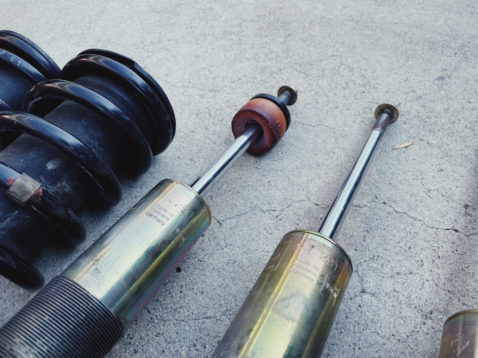 FERRARI 348 Stock OEM Suspension / Coil-overs