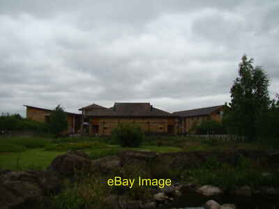 Foto 6x4 Blick auf den Eingang zum London Wetlands Centre vom Westen c2013