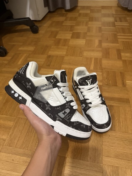Louis Vuitton Trainer Schwarz selten gebracht Preis verhandelbar gute Qualität 