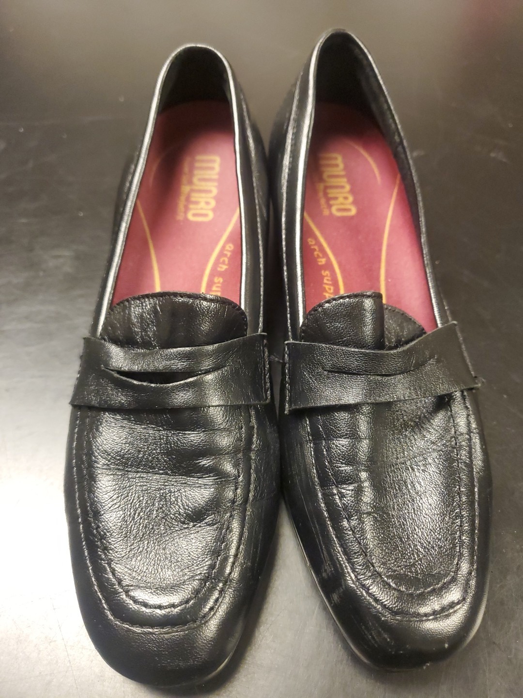 Munro Women’s Shoes Size 8 Black Leather