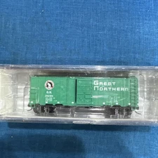 Intermountain Great Northern 40' Boxcar N Scale