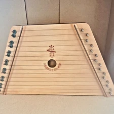Vintage Nepenenoyka The Music Maker  Lap Harp