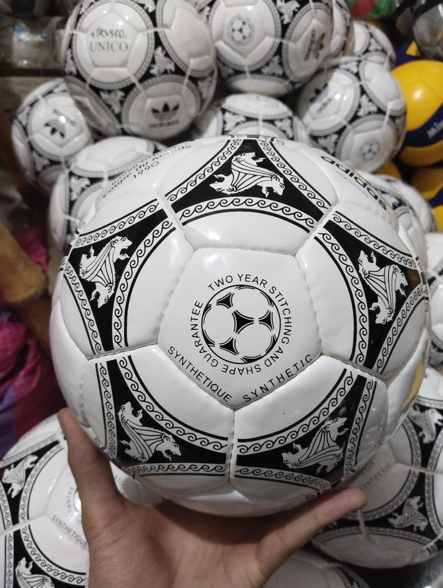 adidas ETRUSCO UNICO Mini サッカーボール　1990 adidas ETRUSCO UNICO Mini サッカーボール 1990 - メルカリ