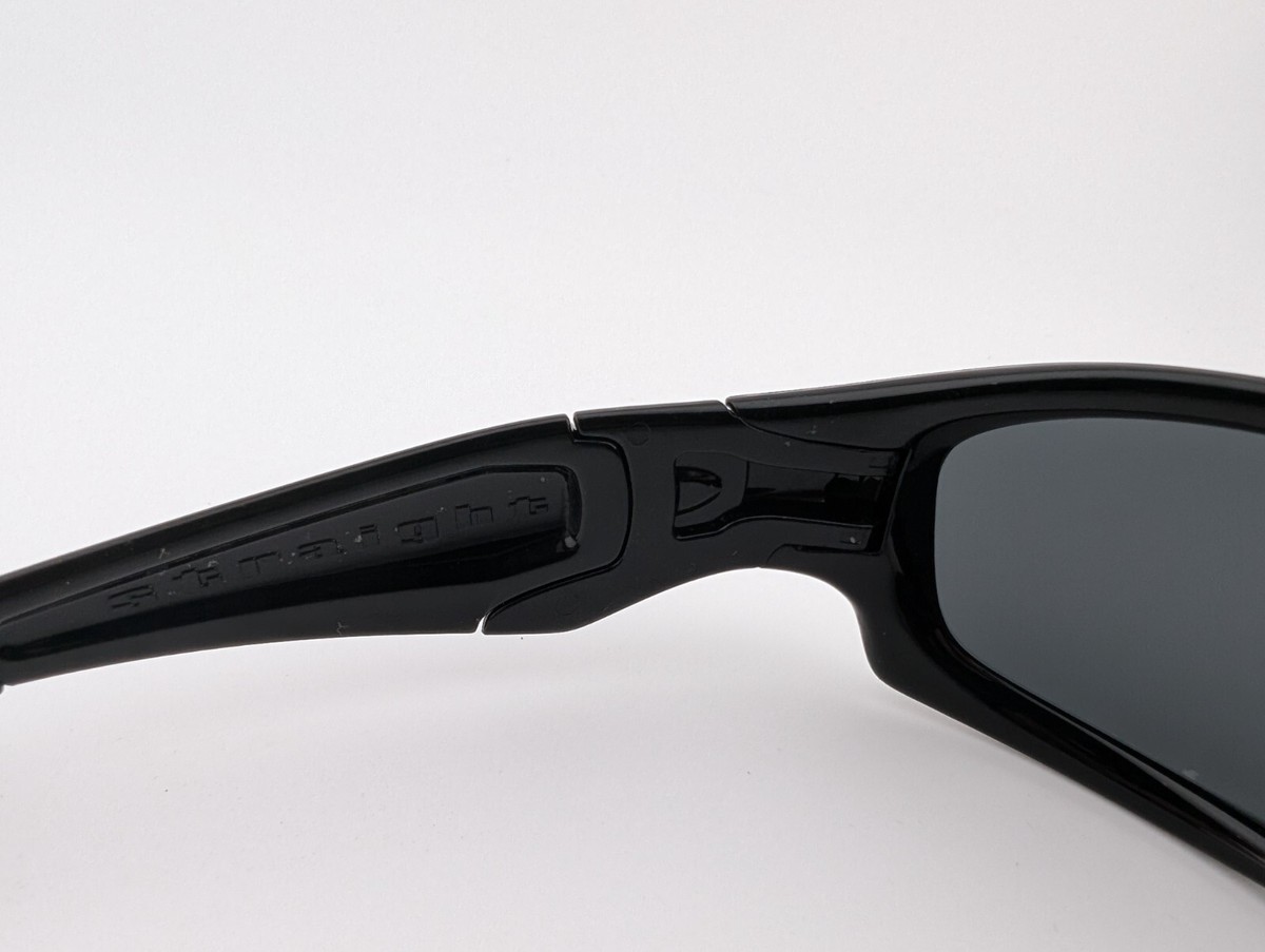 Oakley Sunglasses, Polarized Lenses, Straight, 12-935, 61-18-135