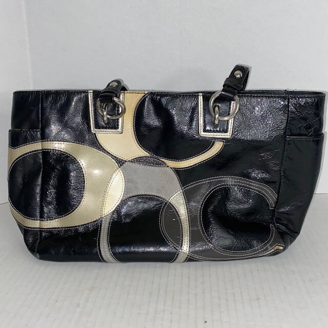 COACH Inlaid “C COACH Inlaid “C