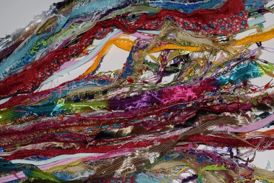 100 yardas multi fibra para adornos hilo de novedad surtido para hacer tarjetas Foto 2 de 4