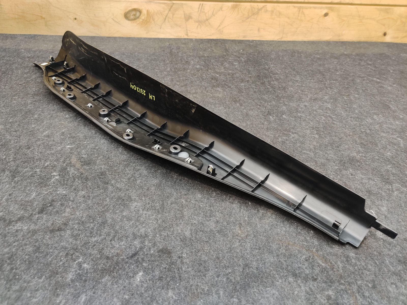 Left Driver Side Entry Cover Strip Sill Trim Cover 51477314937 OEM BMW i8 14-19