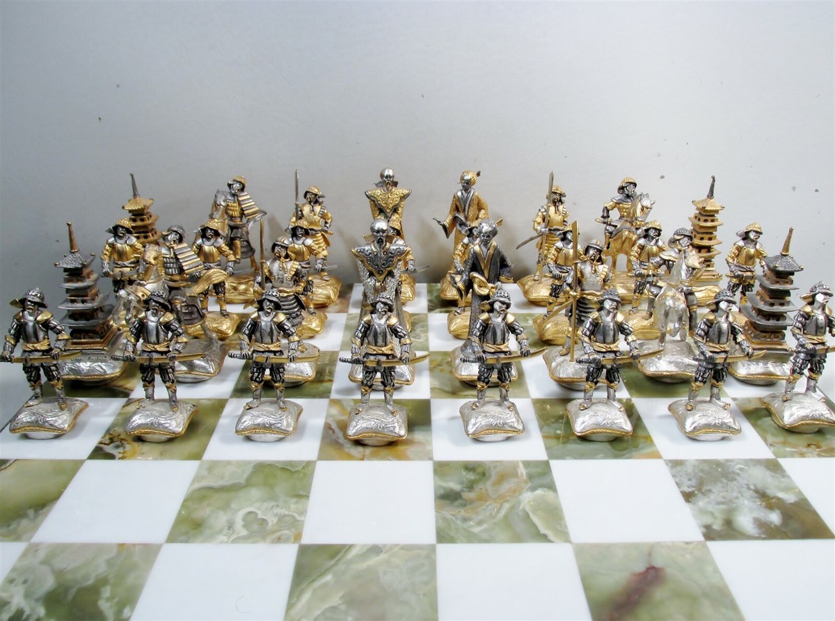 Vtg Piero Benzoni Samurai Chess Set Battle of Nagashino Silver