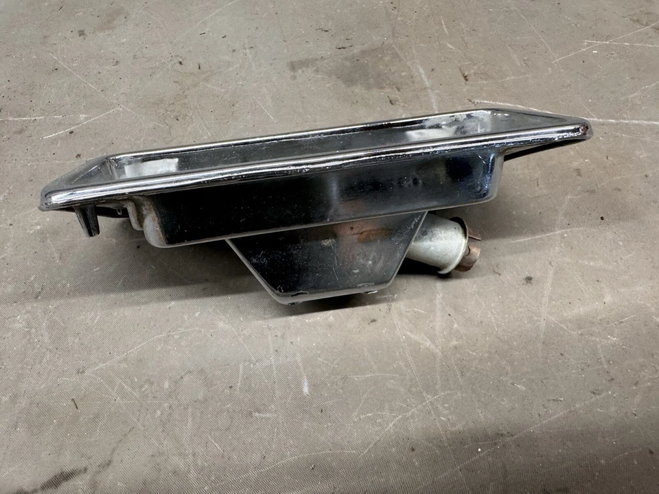 1969 Chevy Camaro Reverse Back Up Light Lamp Housing 1967-1972 Truck Cab Cargo - Image 4 of 4