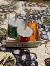 CATHERINE'S TAKEOUT PAPER  BOX REFRIGERATOR MAGNET COCA COLA 7 UP HOT DOG RARE