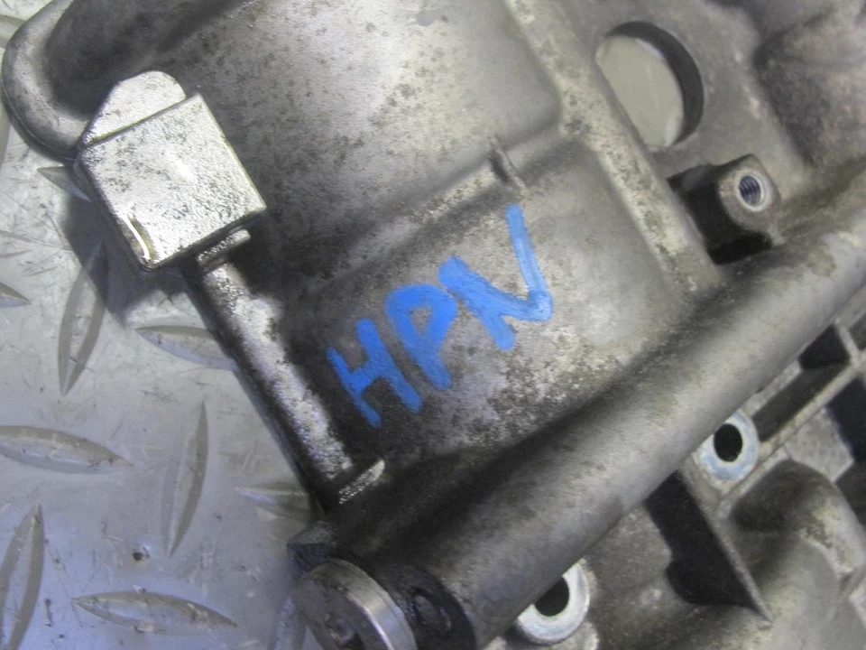 02-05 PORSCHE 911 996 3.6L M96.03 TRACCIÓN TRASERA MOTOR 1-3 CULATA TAPA VÁLVULA Foto 2 de 4