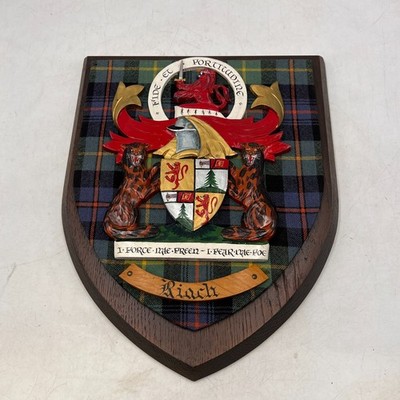 Vintage Scottish Wood Crest Wall Plaque Clan Riach Wildcat Scotland Coat of Arms