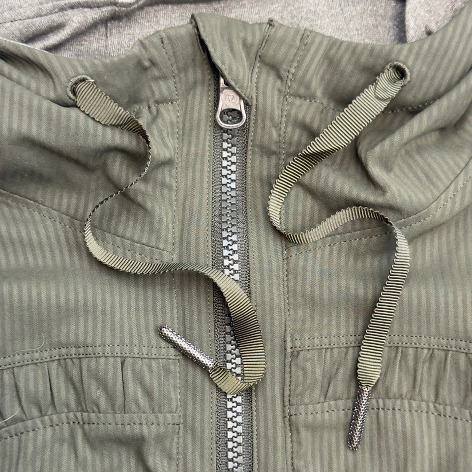 Chaqueta Lululemon Dance Studio III Reversible Verde Oliva Cremallera Sudadera con Capucha Talla 14 Foto 4 de 4