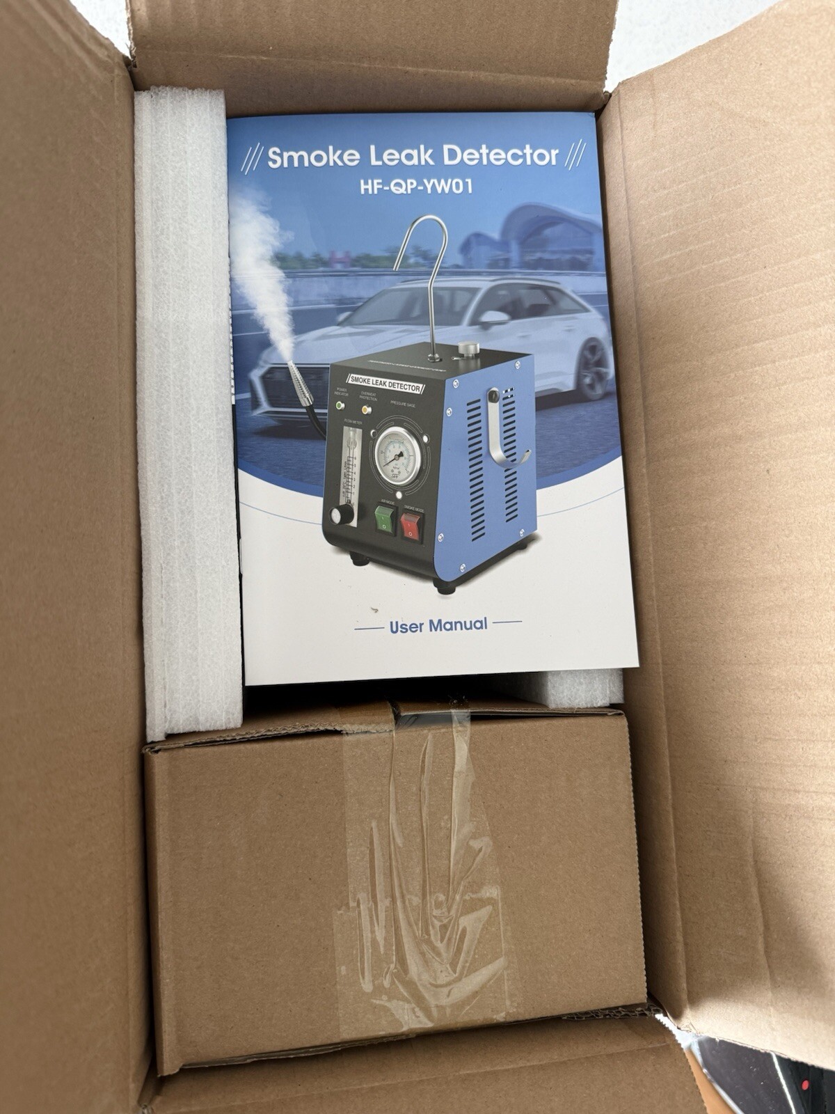 Automotive Leak Detector, Smoke Machine w/ Air Pump, Pressure Gauge, Flow Meter