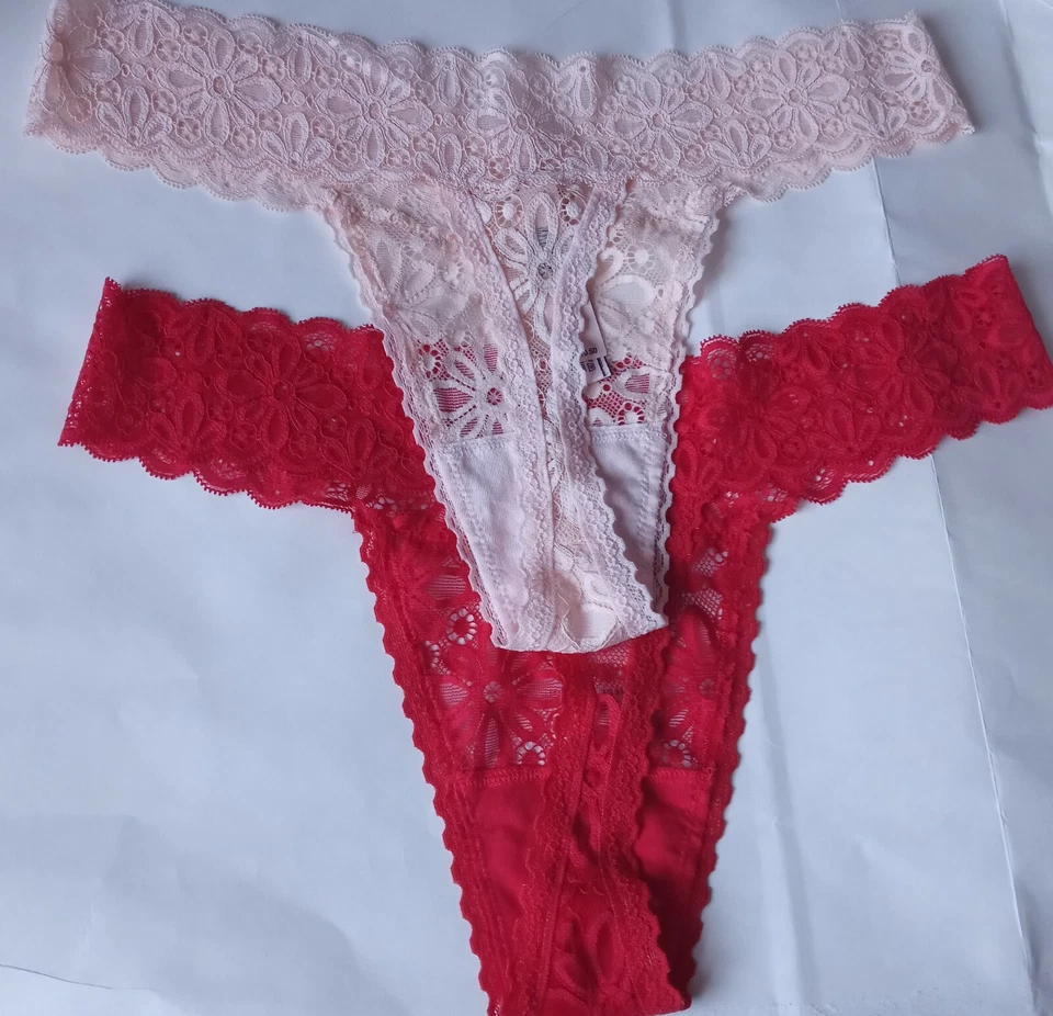  Victoria’s Secret  Lot Of 2 Lace Panties Size Med color Red and Peach NWT - Изображение 2 из 2