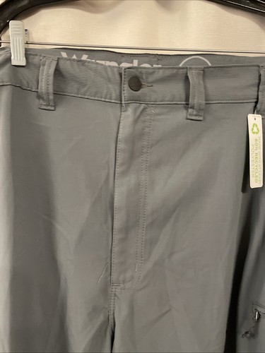 Wrangler NWT Men's Performance Relaxed Fit Gray Shorts Classic Flex Waistband 48 - Picture 3 of 14