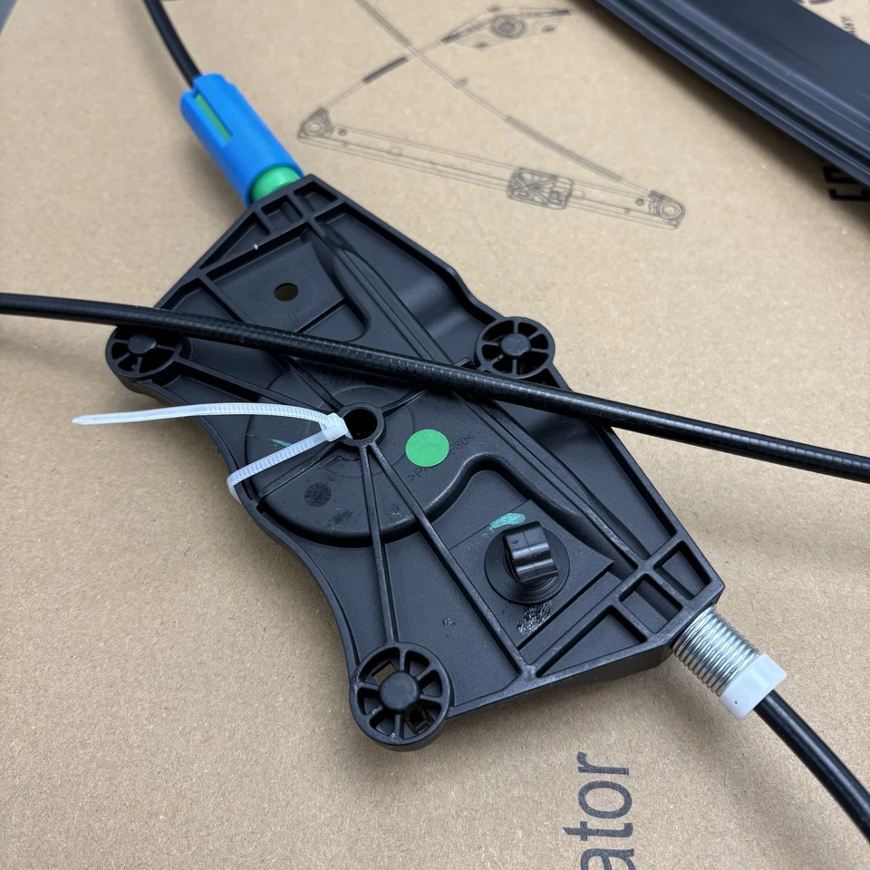 适用于奥迪 A5 RS5 S5 2017-2025 右前窗电源调节器 8W8837462 — 第 2/4 张图片