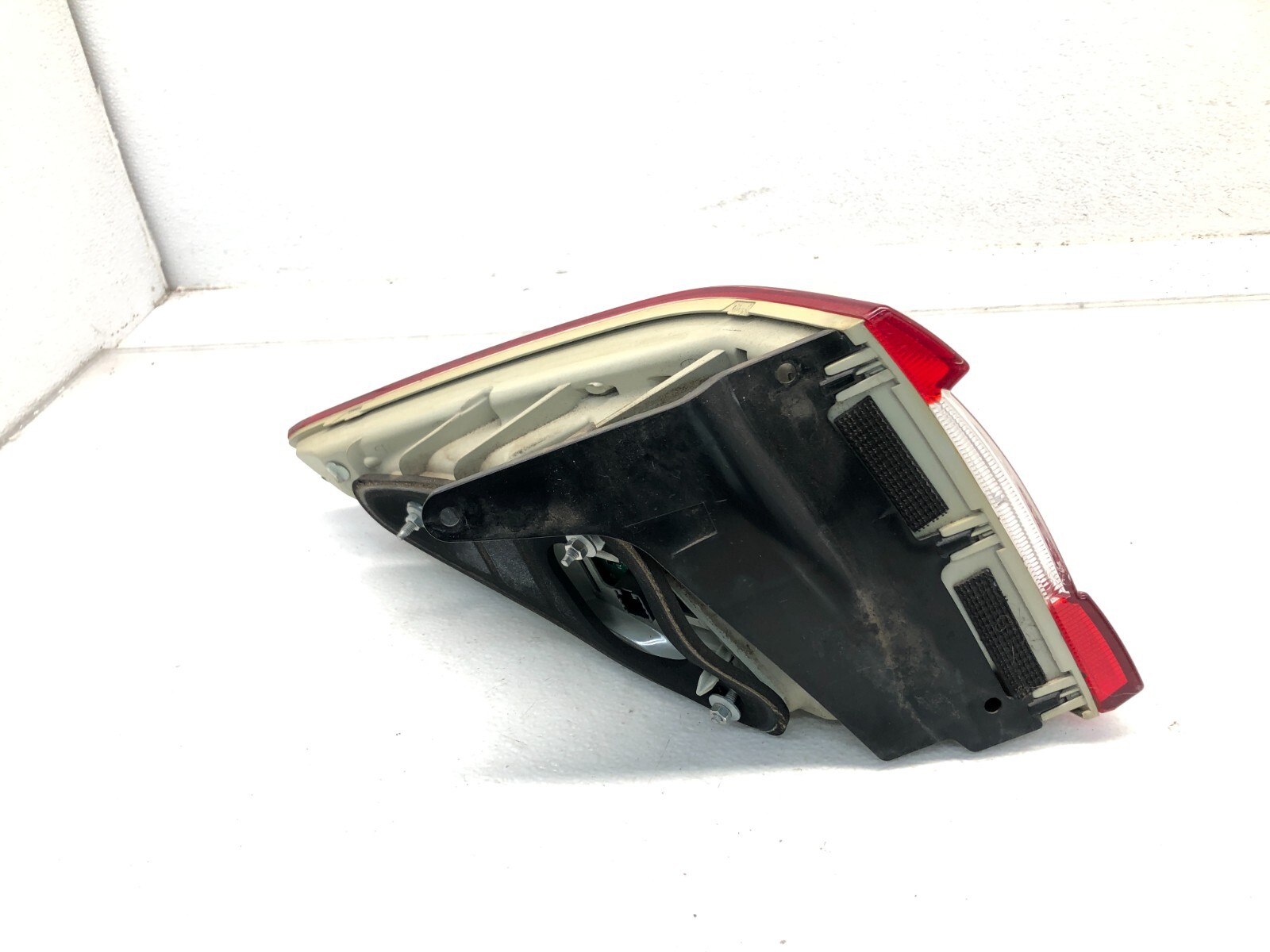 2008-2012 MASERATI GRANTURISMO S M145 RIGHT PASS REAR TAILLIGHT TAILLAMP OEM