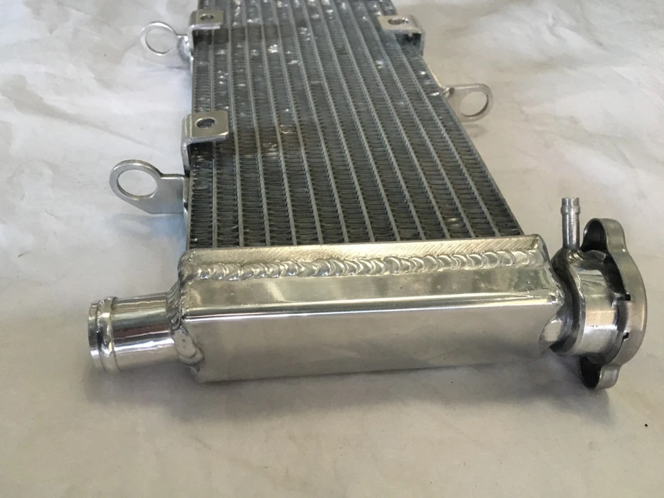 PARA HONDA CBR300 CBR300R CBR250 CBR250R 11-17 RENDIMIENTO RADIADOR CARRERAS Foto 4 de 4