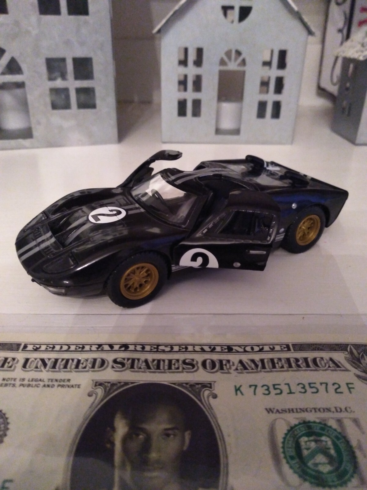 Picture 4 of 12