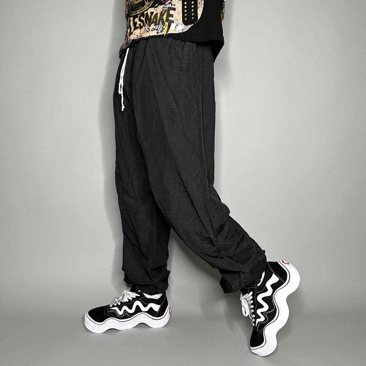 White 90s joggers new arrivals