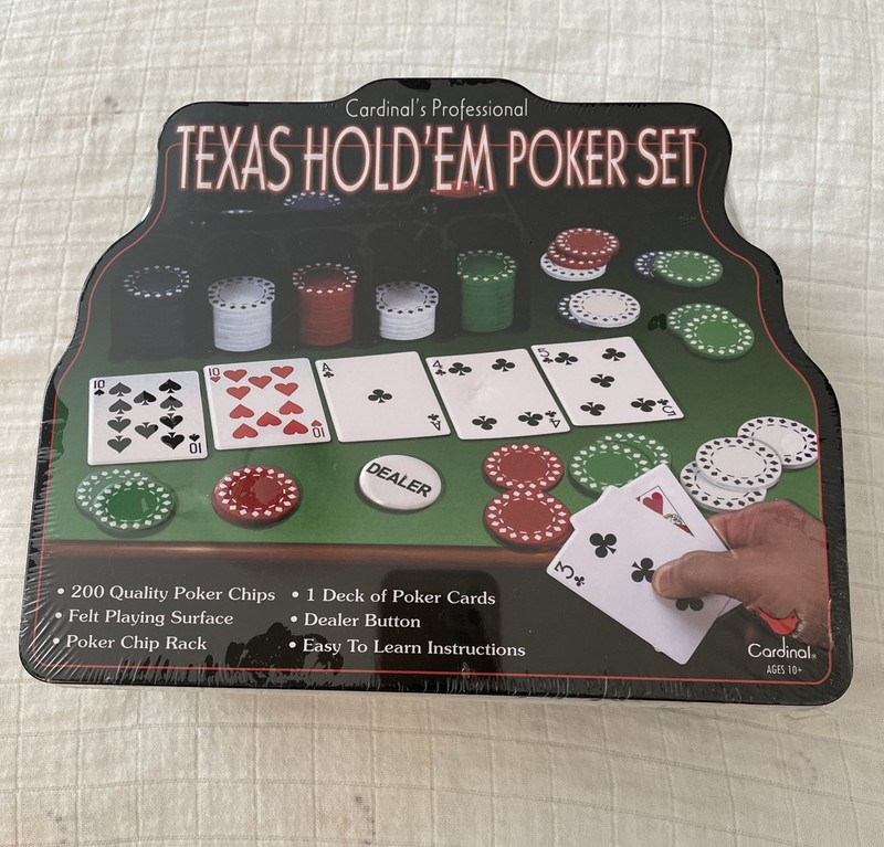 NEW Cardinal's Professional Texas Hold'Em Poker Set - Cards, Chips, Felt Cloth