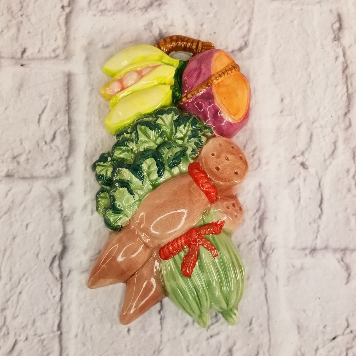 Vintage Ceramic Fruits Vegetables Lot of 2 Kitchen Wall Hanging